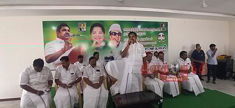 'ஓ.பன்னீர்செல்வத்தை அ.தி.மு.க.வில் இணைக்க வாய்ப்பே இல்லை'