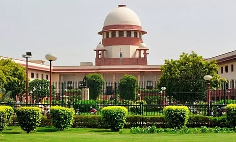 பண மதிப்பிழப்பு நடவடிக்கைக்கு எதிராக தொடரப்பட்ட மனுக்கள் மீதான விசாரணை 24-ம் தேதி ஒத்திவைப்பு