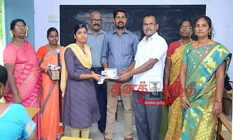 தன்னார்வலர்களுக்கு பயிற்சி