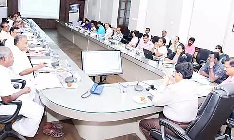 திருச்சி- பெங்களூரு இடையே பகல் நேர இன்டர்சிட்டி எக்ஸ்பிரஸ் ரெயில்