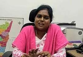 பொதுமக்கள் பாதுகாப்பாக வீட்டில் இருக்க வேண்டும்