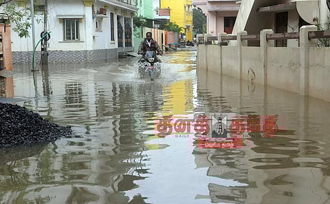 புதுச்சேரியில் கொட்டி தீர்த்த மழை
