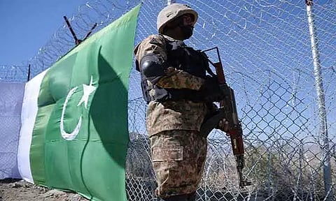 பாகிஸ்தானில் தலைக்கு ரூ.50 லட்சம் பரிசு அறிவிக்கப்பட்ட பயங்கரவாதி சுட்டுக்கொலை