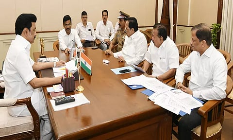 அணைகளில் இருந்து உபரிநீரை வெளியேற்றுவது குறித்து முன்கூட்டியே தெரிவிக்க வேண்டும் - முதல்-அமைச்சர் மு.க.ஸ்டாலின் உத்தரவு