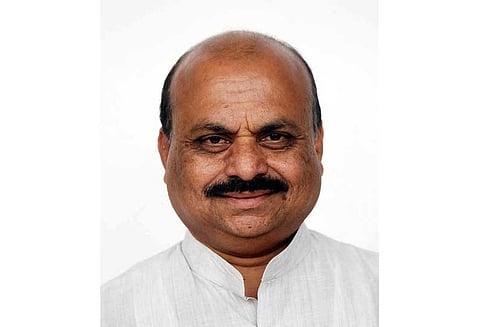 காவி வண்ணத்தை கண்டு காங்கிரஸ் பயப்படுவது ஏன்?; முதல்-மந்திரி பசவராஜ் பொம்மை பேட்டி