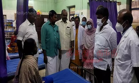 அம்பை அரசு ஆஸ்பத்திரியில் இசக்கி சுப்பையா எம்.எல்.ஏ. ஆய்வு