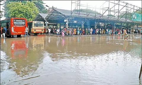 சென்னையில் விட்டுவிட்டு பெய்த மழை