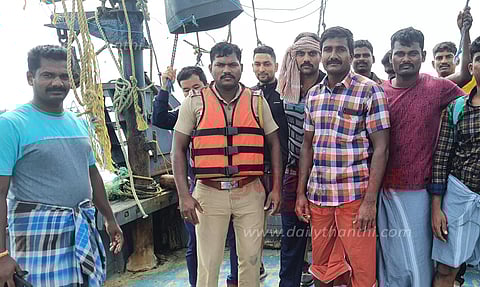 ராமேசுவரத்தில் பாதுகாப்பு ஒத்திகை நடத்திய கடலோர போலீசார்