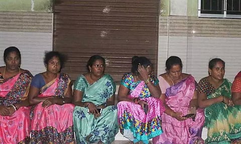 கடலூர் அம்மா உணவகத்தில் 16 பெண் ஊழியர்கள் பணி நீக்கம்