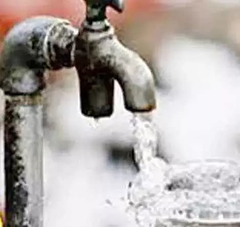 அரசு மருத்துவக்கல்லூரி விடுதியில் தண்ணீர் தட்டுப்பாடு