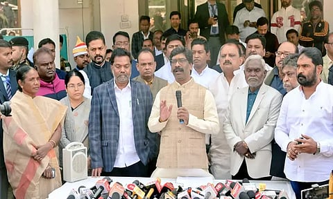 சட்டவிரோத நிலக்கரி ஊழல் வழக்கில் அமலாக்கத்துறை முன் ஜார்கண்ட் முதல்-மந்திரி ஆஜர்