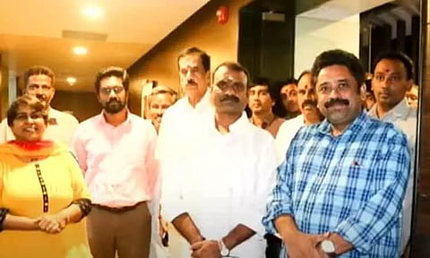 'மாமனிதன்' திரைப்படத்தைப் பார்த்த மத்திய இணை மந்திரி எல்.முருகன் - படக்குழுவுக்கு பாராட்டு