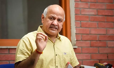 திகார் சிறையில் மந்திரி சத்யேந்திர ஜெயினுக்கு சகல வசதிகளா? மணிஷ் சிசோடியா விளக்கம்