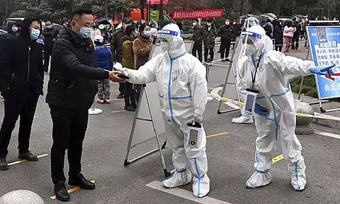 சீனாவில் 5 மாதங்களுக்குப் பிறகு கொரோனா பாதிப்பால் ஒருவர் உயிரிழப்பு