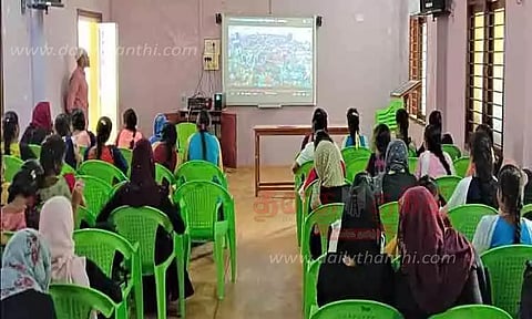 காணொலிக்காட்சியில் காசி தமிழ் சங்கமம் நிகழ்ச்சி