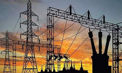 டெல்லியில் 2-வது நாளாக மின்துறை ஊழியர்கள் போராட்டம்