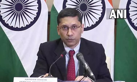 கத்தார் சிறையில் உள்ள 8 முன்னாள் இந்திய கடற்படை அதிகாரிகளை மீட்க தூதரக ரீதியில் முயற்சி - மத்திய வெளியுறவுத்துறை தகவல்