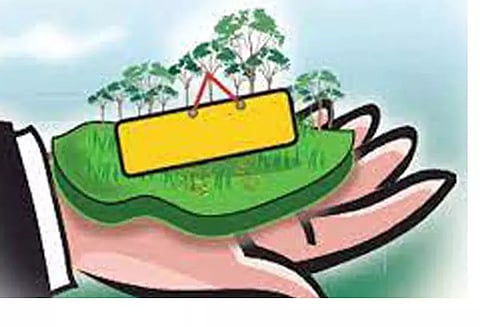 ஆக்கிரமிப்பு நிலங்களை மீட்டு பூங்கா, இலவச வீடுகள் கட்டி கொடுக்கப்படும்