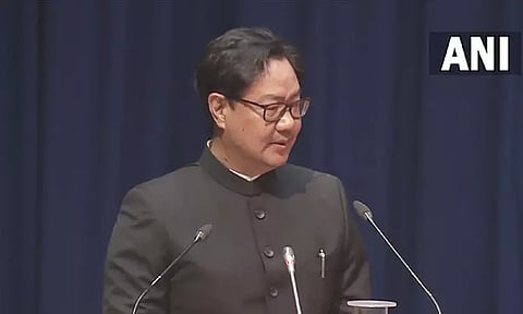 நீதி உறுதி செய்யப்படுவதில் மொழி ஒரு தடையாக உள்ளது: சட்ட மந்திரி பேச்சு