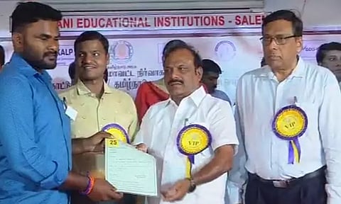 அனைத்து தொழிலாளர்களின் நலன் காக்கும் அரசாக தமிழக அரசு செயல்படுகிறது - அமைச்சர் சி.வி.கணேசன்