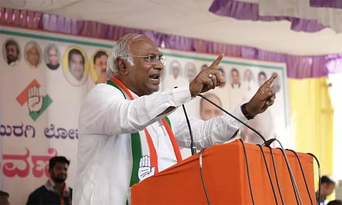 அரசியலமைப்பின் அடிப்படையே நெருக்கடியை சந்தித்துள்ளது - காங்கிரஸ் தலைவர் மல்லிகார்ஜூன கார்கே