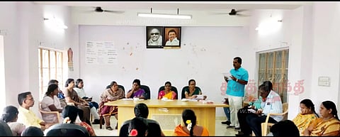 தொப்பூர் கணவாயில் பொது கழிப்பிடம் கட்ட வேண்டும் நல்லம்பள்ளி ஊராட்சி ஒன்றியக்குழு கூட்டத்தில் வலியுறுத்தல்