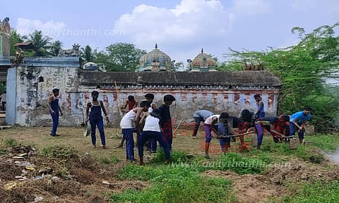 சோழேஸ்வரர் கோவிலில் உழவாரப்பணி