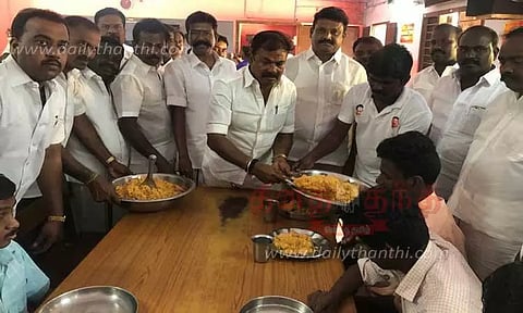 உதயநிதி ஸ்டாலின் பிறந்த நாள் விழா