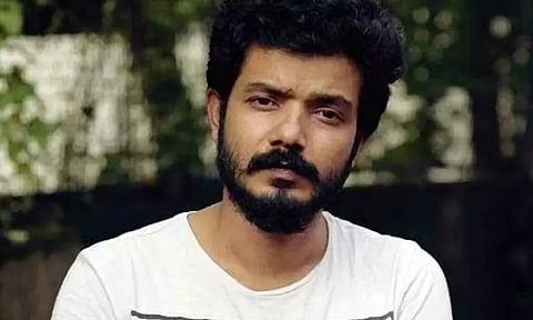 பிரபல நடிகர் சினிமாவில் நடிக்க தடை நீங்கியது