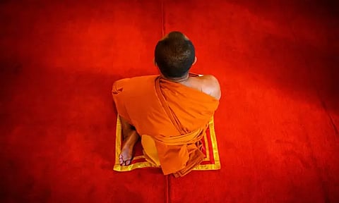 தாய்லாந்து புத்தமத கோவிலில் போதைமருந்து சோதனையில் சிக்கி கொண்ட துறவிகள்