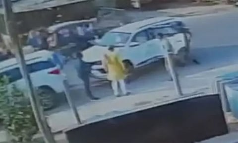 உத்தரபிரதேசத்தில் பா.ஜனதா எம்.பி. கார் மோதி 9 வயது சிறுவன் பலி...!