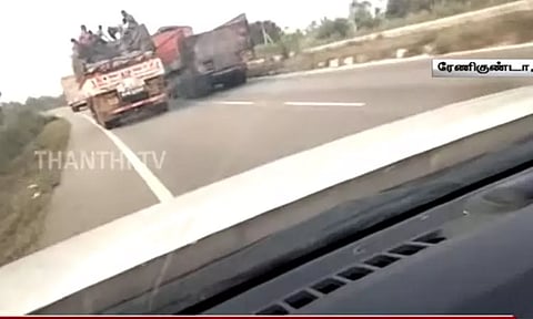 ஆந்திராவில் செம்மரம் வெட்ட சென்ற தமிழகத்தை சேர்ந்த 32 பேர் கைது