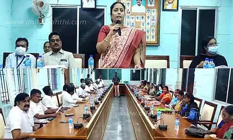 சுகாதாரமான முறையில் செயல்படுத்த வேண்டும்