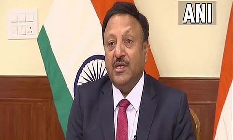 இளம் வாக்காளர்களை ஊக்குவிக்கும் வகையில், 33 வாக்குச்சாவடிகளை இளைஞர்கள் நடத்துகின்றனர் - தேர்தல் ஆணையர்