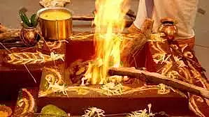 செட்டிகுளம் ஏகாம்பரேஸ்வரர் கோவிலில் குபேர ஹோமம்