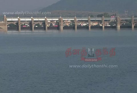 மேட்டூர் அணைக்கு நீர்வரத்து குறைந்தது