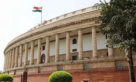 நாடாளுமன்ற குளிர்கால கூட்டத்தொடரில் 16 புதிய மசோதாக்களை தாக்கல் செய்ய மத்திய அரசு முடிவு