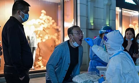 கட்டுப்பாடுகள் தளர்வுக்கு மத்தியில் சீனாவில் கொரோனாவுக்கு 2 பேர் பலி