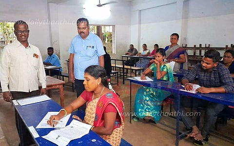 கிராம உதவியாளர் எழுத்து தேர்வை 5,313 பேர் எழுதினர்