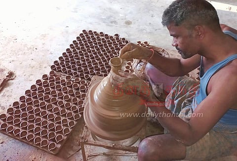 கார்த்திகை அகல் விளக்குகள்