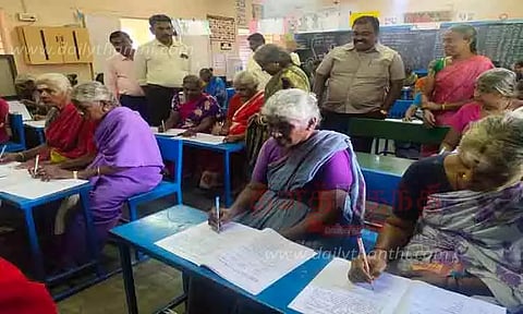 வயது வந்தோர் கல்வி திட்டத்தின் கீழ் 1 லட்சம் பேர் எழுத்தறிவு பெற்றுள்ளனர்