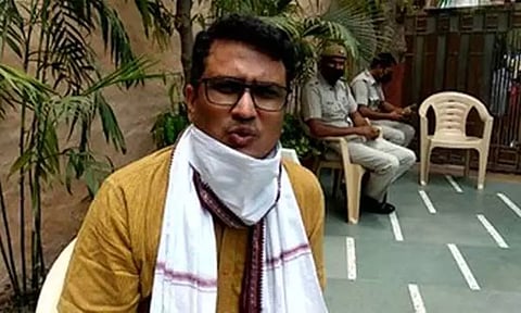 மாநகராட்சி தேர்தலில் டெல்லி காங்கிரஸ் தலைவர் ஓட்டு போட முடியவில்லை வாக்காளர் பட்டியலில் பெயர் இல்லாததால் அதிர்ச்சி