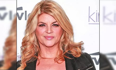 பிரபல ஹாலிவுட் நடிகை மரணம்