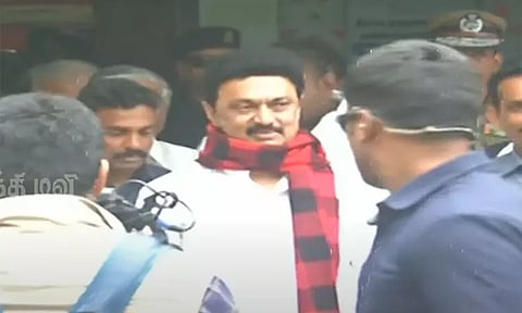 பொதிகை எக்ஸ்பிரஸ் ரெயிலில் தென்காசி சென்றடைந்தார் - முதல்-அமைச்சர் மு.க.ஸ்டாலின்