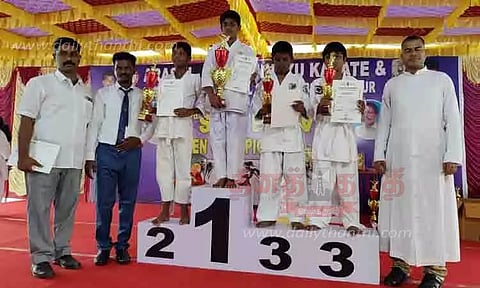 மாநில அளவிலான கராத்தே போட்டி