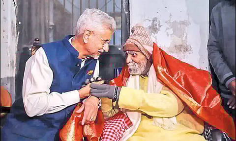 பாரதியாரின் குடும்பத்தினருடன் மத்திய மந்திரி ஜெய்சங்கர் சந்திப்பு