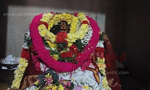 காசிவிஸ்வநாதர் கோவிலில் 108 சங்காபிஷேகம்