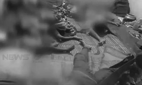 ஒரே குடும்பத்தைச் சேர்ந்த மனைவி, மகன்-4 மகள்கள் உள்ளிட்ட 6 பேர் வெட்டிக் கொலை