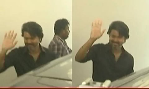 விஜய் மக்கள் இயக்க நிர்வாகிகள் சந்திப்பு; பனையூரில் உள்ள அலுவலகத்திற்கு வருகை தந்தார் நடிகர் விஜய்