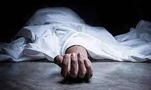 மேற்கு வங்காளத்தில் பாஜக தலைவர் பங்கேற்ற நிகழ்ச்சியில் கூட்ட நெரிசலில் சிக்கி 3 பேர் பலி